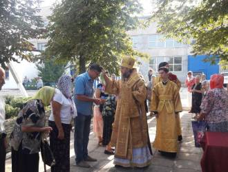 Престольный праздник храма на КЭМЗе.